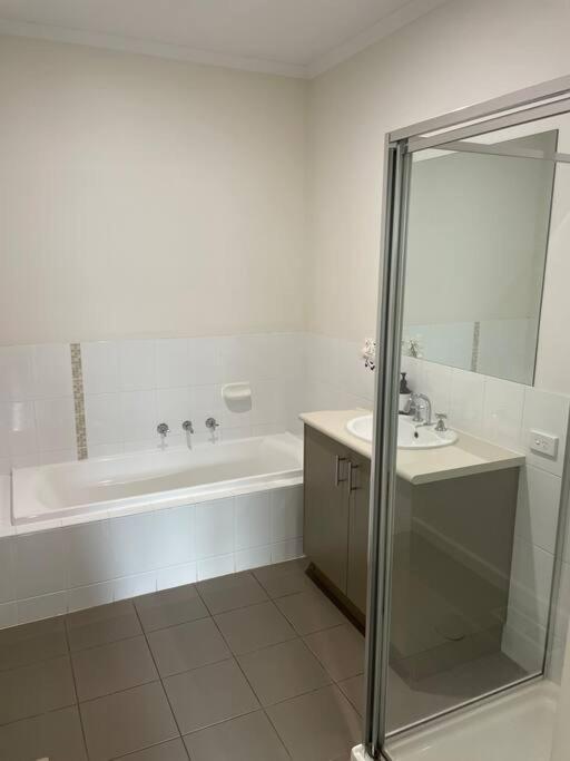 Luxurious, Spacious House * Cowes